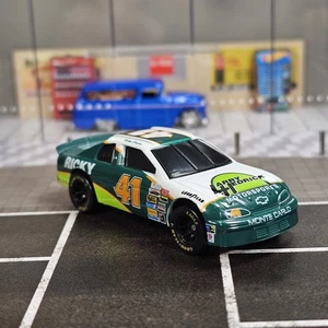 Ricky Craven #41 Larry Hedrick 1995 Racing Champions 1:64 Monte Carlo Diecast  - Picture 1 of 8