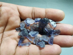 Precioso Top AA+ Azul Iolita Crudo 30 Piezas Lote Tamaño 12-13 MM Cristal Piedras Preciosas Sueltas - Imagen 1 de 9