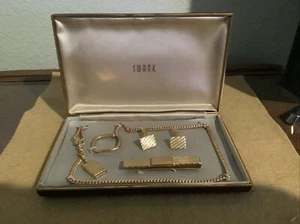 Swank Set of Mens Vintage Gold Tone Cuff Links, Tie Clip And Pocket Watch - Picture 1 of 8