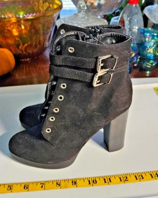 Botas negras de tacón alto Charlotte Russe talla 7 Foto 1 de 4