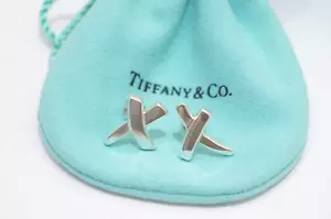 Tiffany & Co. Plata de Ley Paloma Picasso Love X Beso Aretes con Caja - Imagen 1 de 6