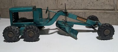 Niveladora de carretera Structo vintage años 50 verde con hoja completa  Foto 1 de 4