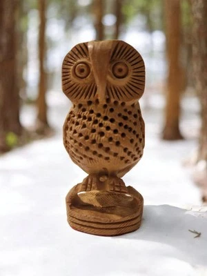 Scultura Artigianale Di Gufo Intagliata In Legno Pezzo Unico Vintage  - Immagine 1 di 4