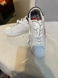 Auténticas zapatillas Love Moschino LOVE de cuero blancas para mujer - Imagen 1 de 9