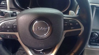 Bolsa de aire negra para volante delantero Jeep Grand Cherokee 2014-2015 Foto 1 de 4