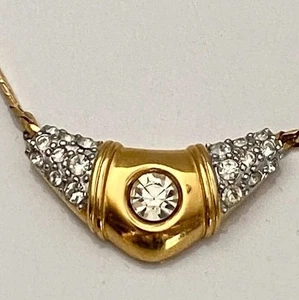 Collana Vintage Corona Trifari Strass Centro Pavè Collare Sfaccettato Tono Oro - Foto 1 di 6
