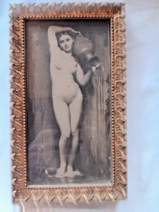 Jugendstil Rahmen Holz gestuckt vergoldet inliegend Druckbild weiblicher Akt - Picture 1 of 8
