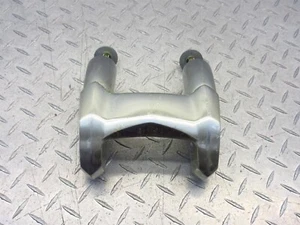 2011 11 Victory Cross Roads OEM Handlebar Handle Bar Risers Clamp Assy - Picture 1 of 11