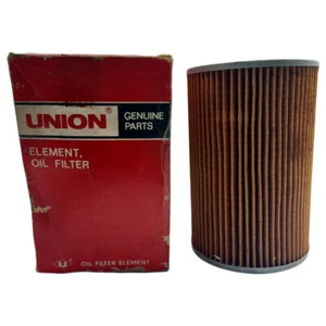 Toyota Land Cruiser HJ45 1972 – 1980 Oil Filter Element NOS 04152-46011 - Picture 1 of 5