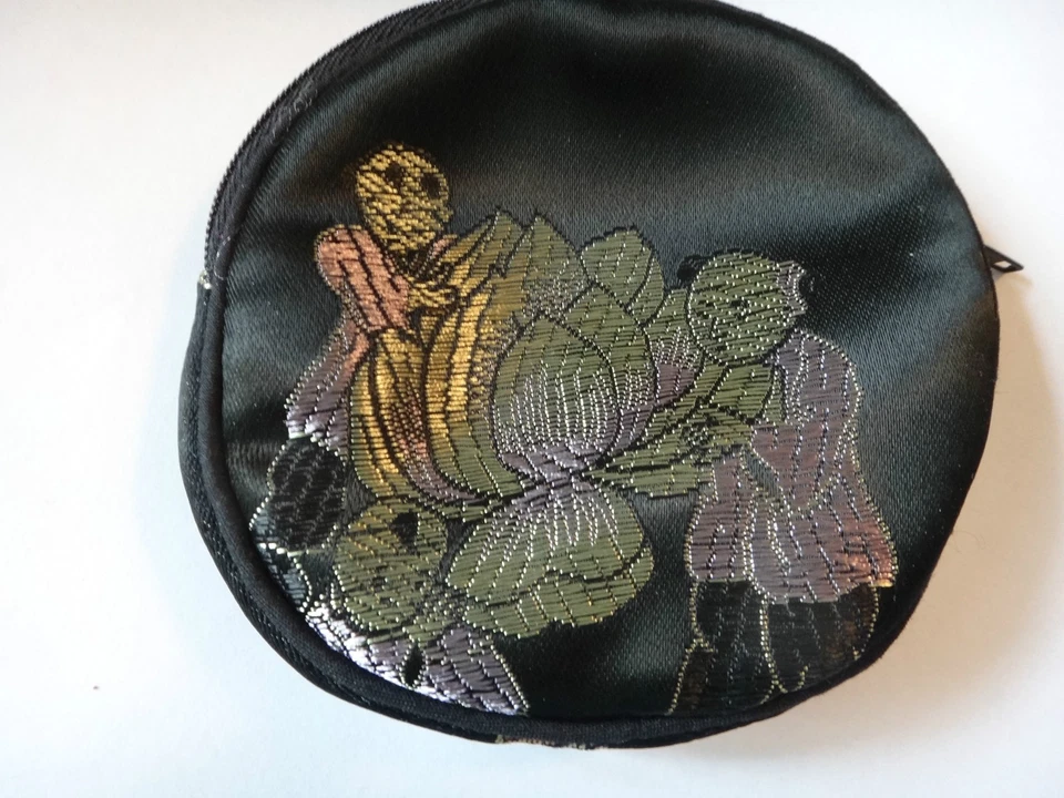 4" round Black Purple & Gold Chinese Fabric Kids Jewelry Charm Gift Zipper Bag - Image 1 of 1