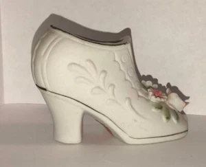 VINTAGE Lefton China SHOE boot BISQUE floral capodimonte - Picture 1 of 1