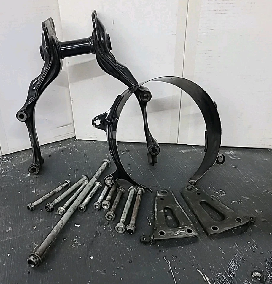 Honda CX500 1979 78-83 motor montaje motor pernos tuercas soportes herrajes Foto 1 de 4