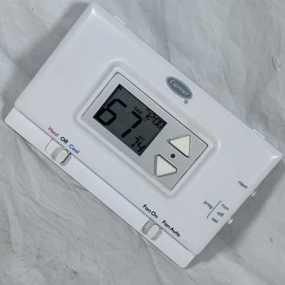 Carrier Thermostat Controller Mod.: TSTATBBPQ501 Heat Cool Fan - Image 1 of 4
