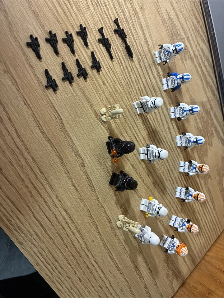 LEGO Star Wars Clone Troopers & Battle Droids Lot – Excellent Condition - Image 1 of 4