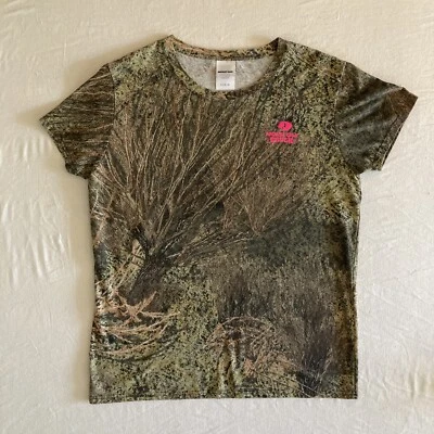Camiseta grande camuflada Mossy Oak Brush para mujer con gráfico manga corta logotipo rosa Foto 1 de 4
