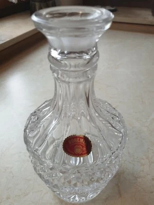 Bohemia Kristall Karaffe kein original  Verschluss  Fassungsvermögen ca. 750 ml  - Bild 1 von 4