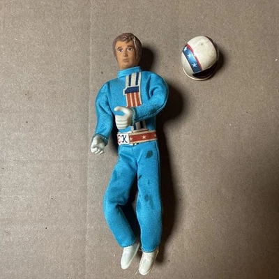 FIGURA DE CARRERAS TRAJE AZUL EVEL KNIEVEL DE COLECCIÓN CON CASCO Y CINTURÓN ROJO CORRECTO Foto 1 de 3
