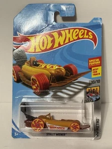 2017 Hot Wheels HW Metro 10/10 Street Wiener #112 Diecast 1/64 SEALED - Bild 1 von 2