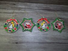 4 vintage plastic wreath shaped ornaments 2 with Santa in middle 2 angels   Z18