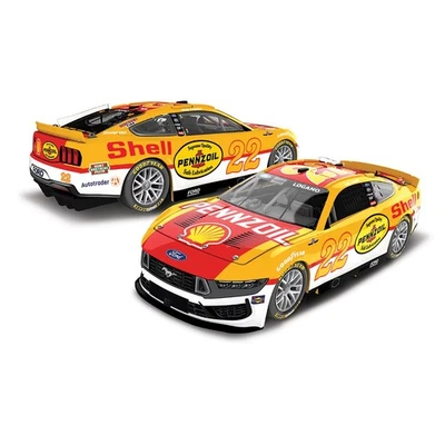 Coche diecast Joey Logano Darlington Throwback to 1974 Cale Yarbrough 1:64 2025 Foto 1 de 3