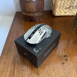 Finalmouse Starlight Pro Tenz Wireless Gaming Mouse Medium - Picture 1 of 6