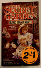 The Secret Garden by Frances Hodgeson Burnett [Paperback]