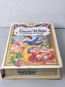 Pegatina sellada de la obra maestra de Walt Disney Blancanieves y los siete enanitos 1524 - Imagen 1 de 3