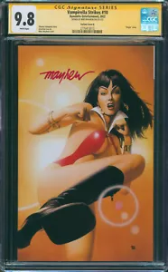 Vampirella Strikes #10 Mike Mayhew Signed Virgin Cover Q  SS CGC 9.8 - Picture 1 of 2