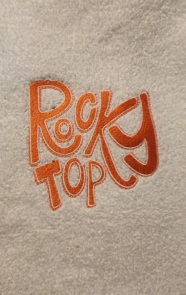 Toalla de mano bordada Top Rocky de Tennessee Vols inspirada Foto 1 de 1