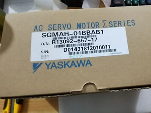 1pc Brand New Yaskawa  Servo Motor SGMAH-01BBAB1 Fast delivery - Picture 1 of 4