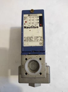Telemecanique Pressostato Nautilus XML A002A2S11 G1/4" femmina 0,15...2,5 bar - Foto 1 di 7