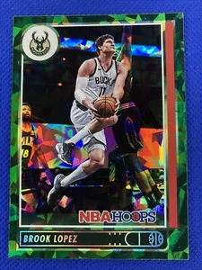 2021-22 #73 Brook Lopez Panini Hoops Basketball Green Cracked Ice - Picture 1 of 2