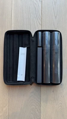 Micrófono Karaoke Tesla OEM Caraoke 1997689-00-A | NUEVO SELLADO | Se envía en 2 días Foto 1 de 2