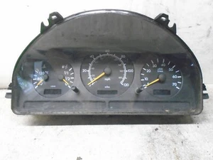 1998-2001 Mercedes ML320 W163 Speedometer Instrument Cluster OEM A1635400247 - Picture 1 of 4