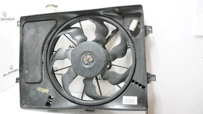 2011 Hyundai Elantra Radiator Cooling Fan Motor Assembly 25380-3X000 OEM - Image 1 of 4