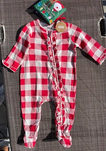 NWT Mud Pie Baby Girl Christmas Gingham Footed Sleeper & Book Set Size 3-6 Month - Picture 1 of 4