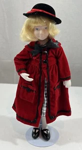 Vintage Avon 1993 Favorite Dolly Childhood Dreams Porcelain Doll Collection 10" - Picture 1 of 5