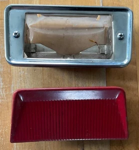 1963 Plymouth Belvedere Bench Seat Back Ashtray Fury Savoy 1963 OEM PART - Imagen 1 de 9