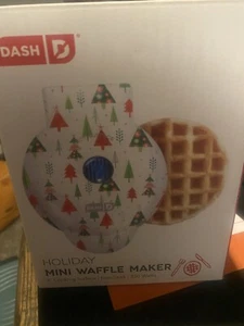 Dash Holiday Christmas Trees Mini Waffle Maker New - Picture 1 of 3