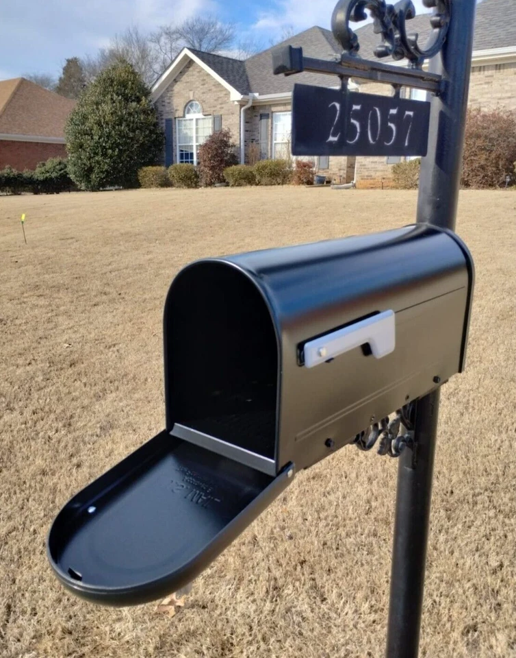 GIBRALTAR JUMBO POST MOUNT MAILBOX Galvanized Steel Extra Large Rural Mail Box - Image 1 of 4