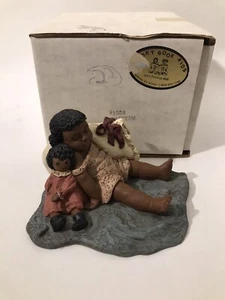TODOS LOS NIÑOS DE DIOS 2,75" CAITLIN NIÑA CON MUÑECA DURMIENDO CON CAJA - Imagen 1 de 3
