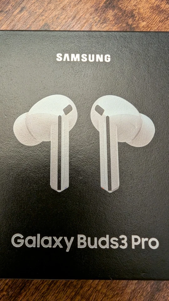 SAMSUNG Galaxy Buds3 Pro Wireless Bluetooth w/ Adaptive ANC - WHITE SM-R630 NEW - Image 1 of 4