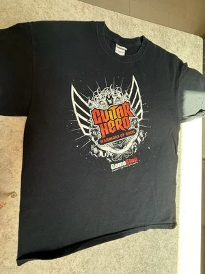 Guitar Hero - Camiseta Game Stop Talla L Foto 1 de 4