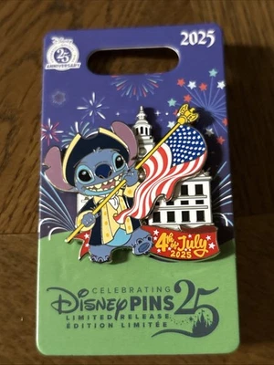 Prendedor Disney 2025 Stitch 4 de Julio LR Parques Disney Celebrando 25 Años Foto 1 de 3