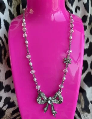Betsey Johnson Stone And Pearl Clear Crystal AB Ribbon Bow Silver Necklace RARE - Image 1 of 4