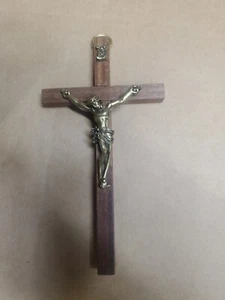 Jesus Crucifixion Cross Metal And Mahogany Wood 6” Made in Italy vintage - Picture 1 of 5