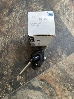 NOS 1982-1992 CAMARO FIREBIRD TRANS AM SUNVISOR HINGE MOUNT SUPPORT T-TOP - Image 1 of 4