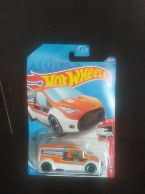 Ambulancia Ford Transit Connect 2017 Hot Wheels HW Rescue ~ trl8#31 Foto 1 de 2