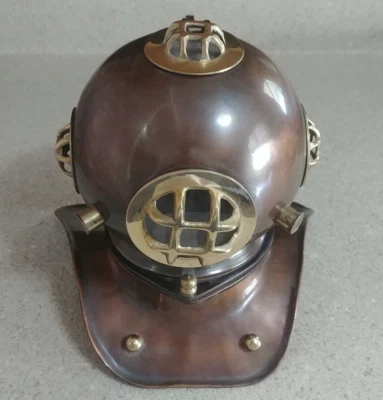 "Decoración de casco de buceo vintage de metal/latón de 8""" Foto 1 de 4