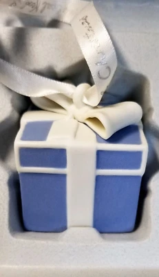 WEDGWOOD 2018 adorno regalo azul Navidad #40032825 en caja Foto 1 de 4